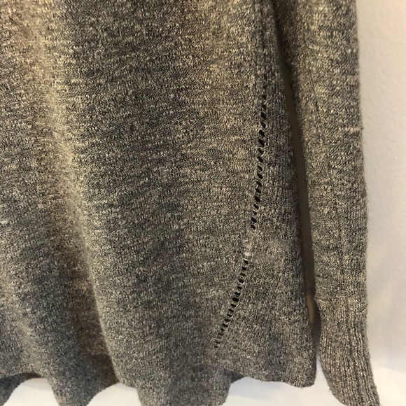 Vince Linen Blend Grey Tunic Blouse - Picture 3 of 7